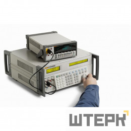 Многоцелевой калибратор Fluke 5522A-PQ/1G 240
